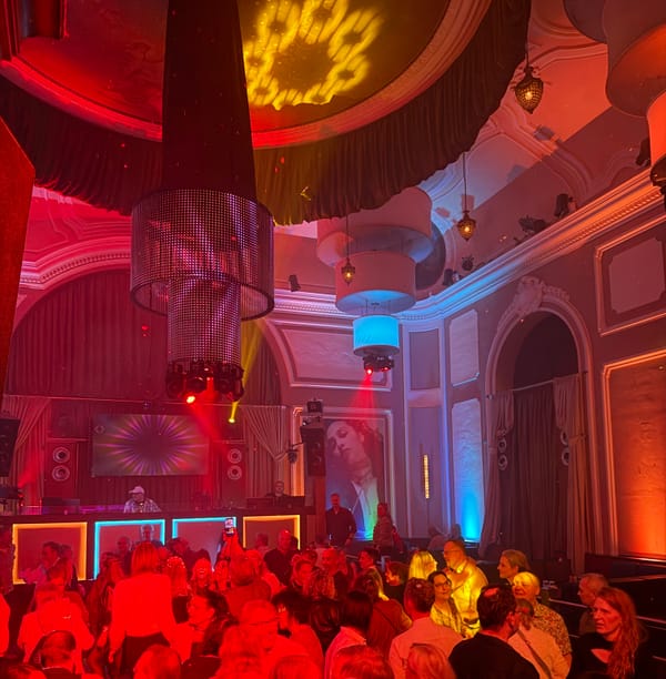 Saturday Night im Adiamo