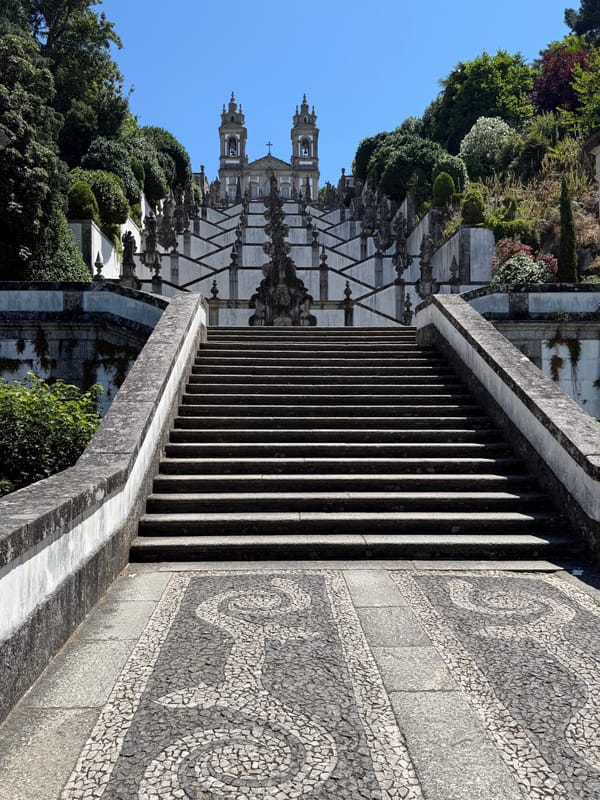Guimarães und Braga